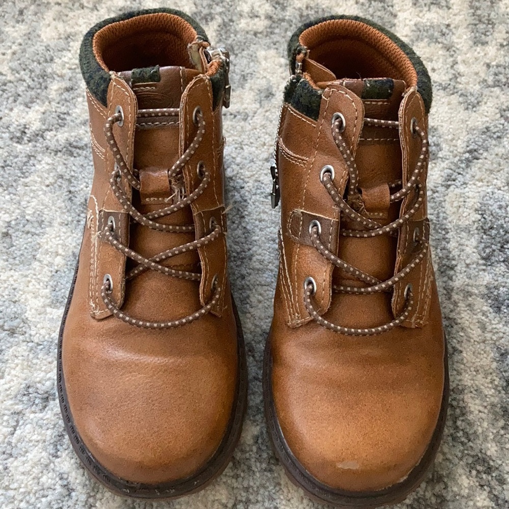 Camel/ Brown Boots